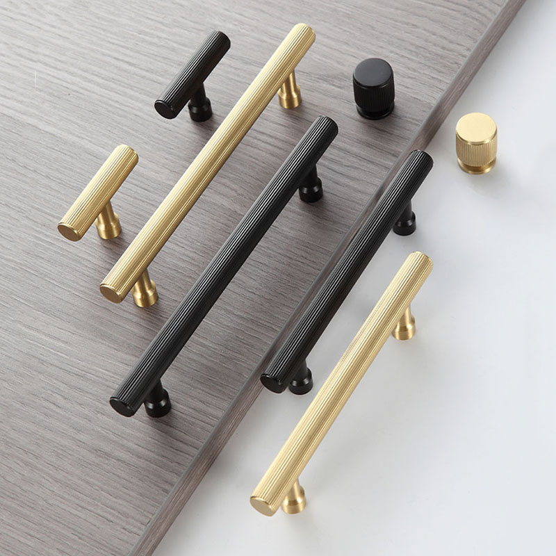 ゴールドブラック真鍮製ハンドル、ストレートラインの刻み模様入 - Furniture Rotating Hardware のレビューと価格