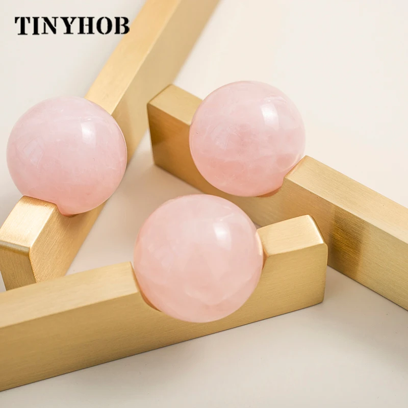 ホワイトクリスタルボール + 真鍮家具ハンドル食器棚引き出し - Furniture Hardware Drop Pulls のレビューと価格