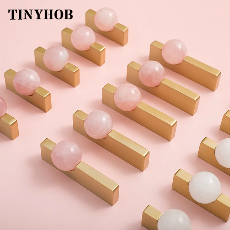 ホワイトクリスタルボール + 真鍮家具ハンドル食器棚引き出し - Furniture Hardware Drop Pulls のレビューと価格
